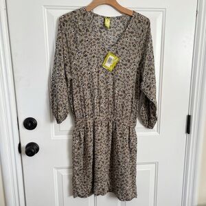 NWT QMack women’s floral long sleeve dress